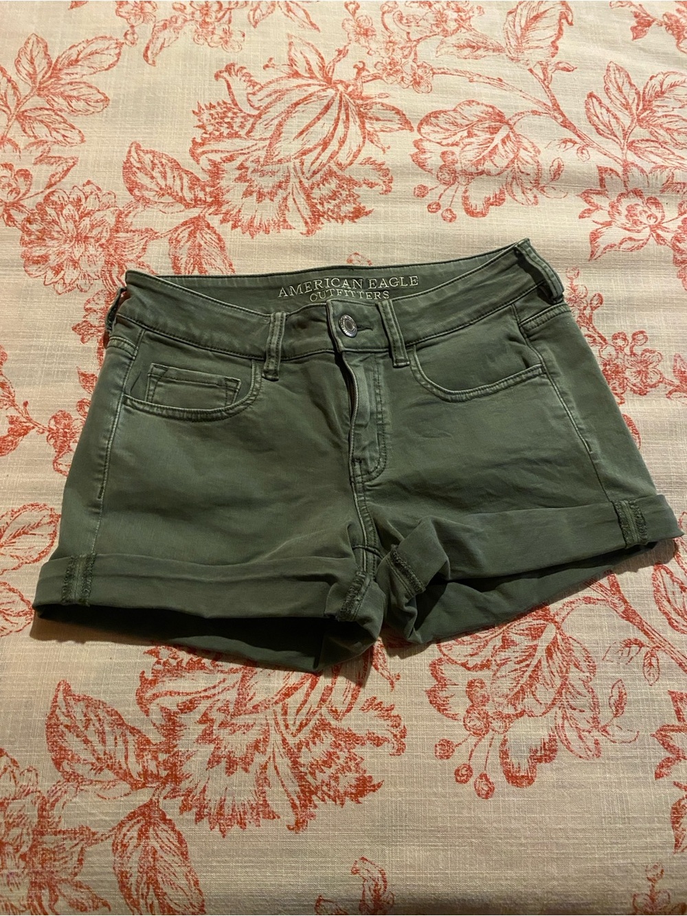 American Eagle Outfitters Women’s Olive Green Cotton Blend Shorts